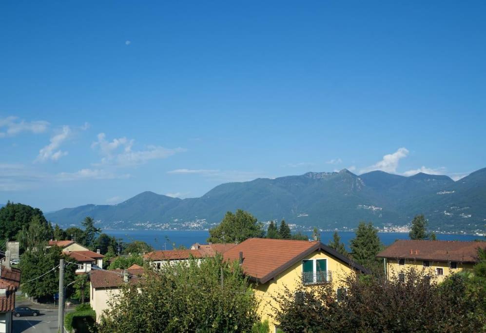 La Tua Villa Sul Lago - Casa Kollegger Luino Exterior photo
